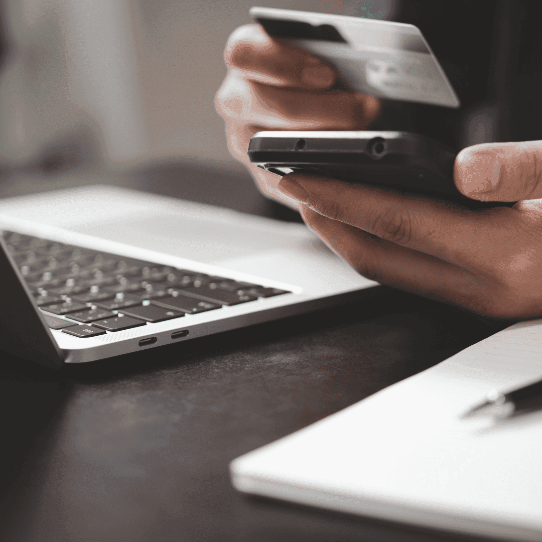 Consumer Commerce & Luxury Goods